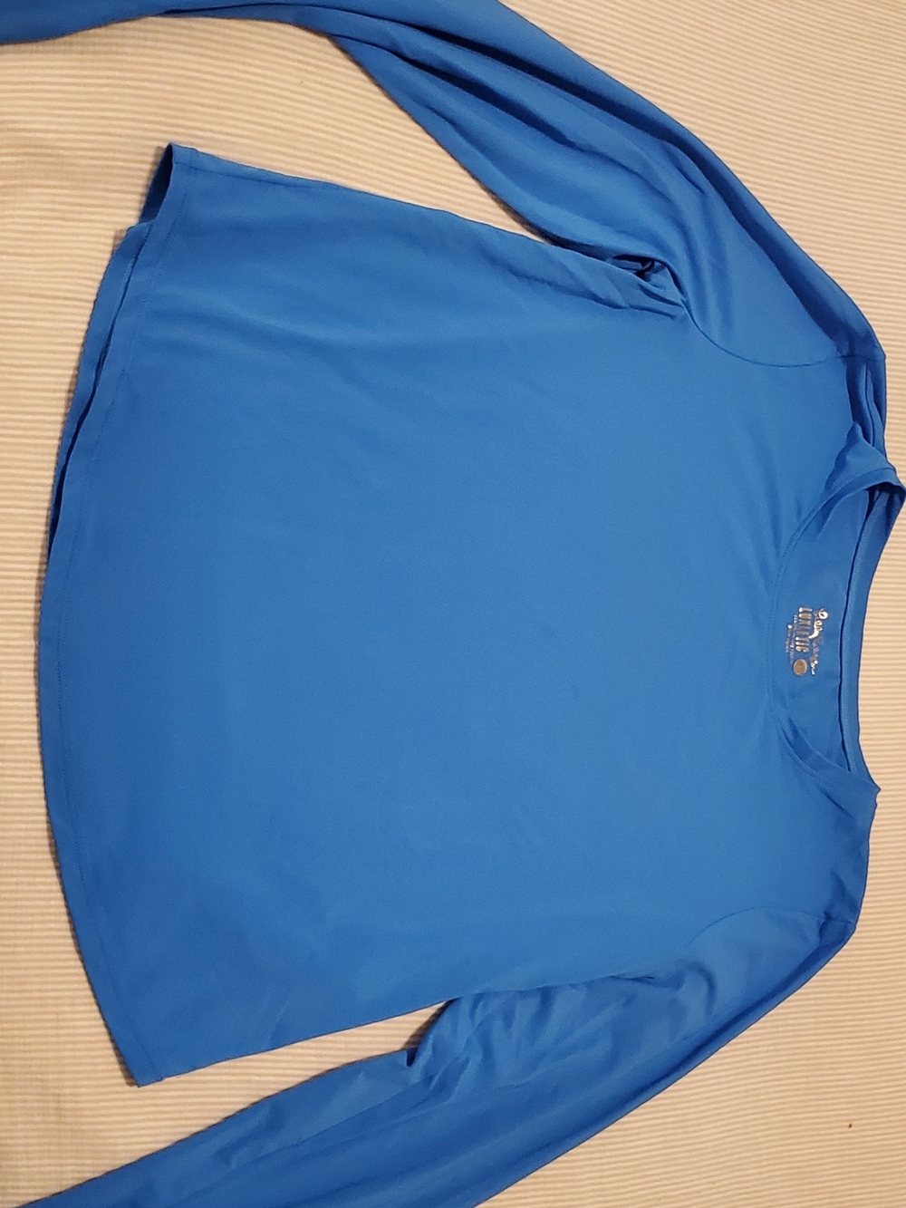 Lilly Pulitzer Luxletic - Emerie Active Women’s Long Sleeve Performance Top